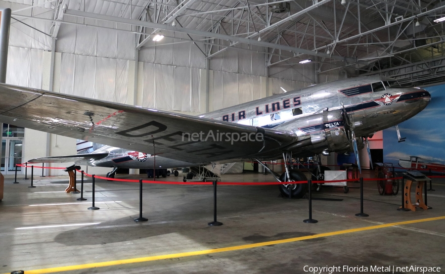 Delta Air Lines Douglas DC-3-357 (NC28341) | Photo 379568