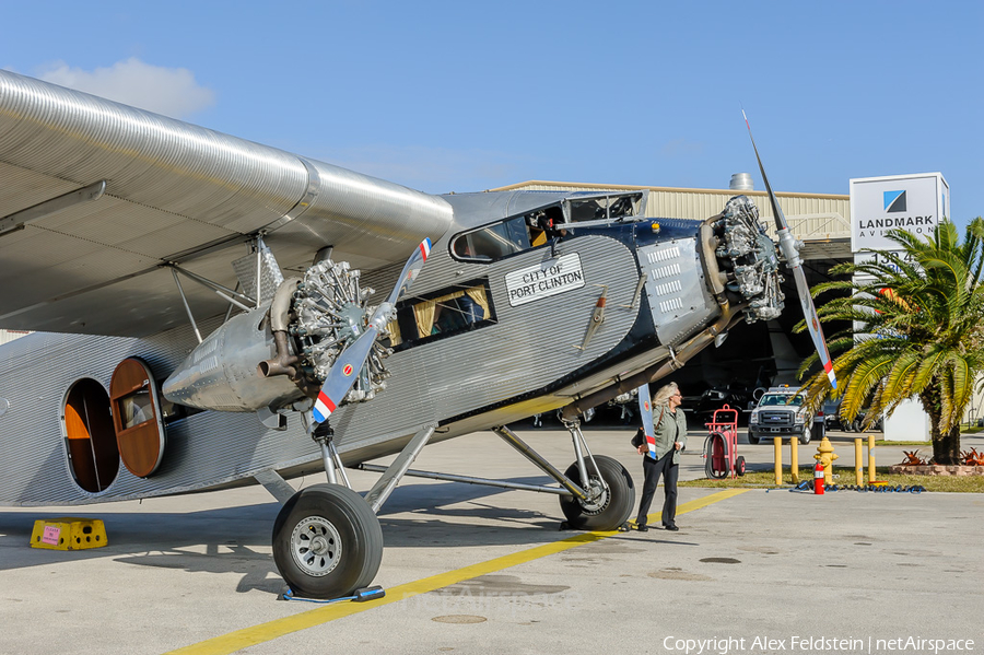 Liberty Aviation Museum (EAA) Ford 5-AT-B Trimotor (NC9645) | Photo 67860