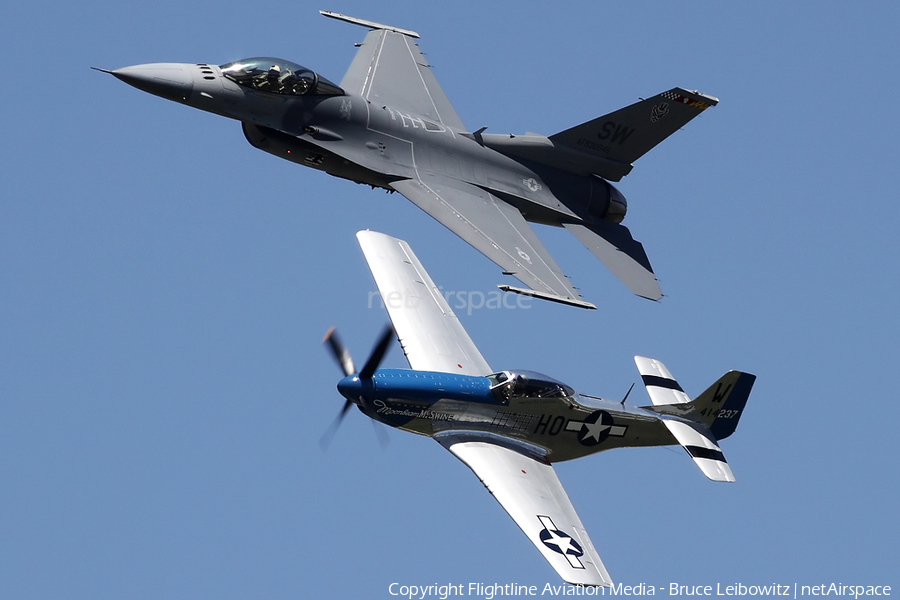 (Private) North American P-51D Mustang (N2151D) | Photo 162154
