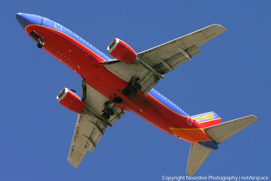 Southwest Airlines Boeing 737-3H4 (N***SW) | Photo 3214