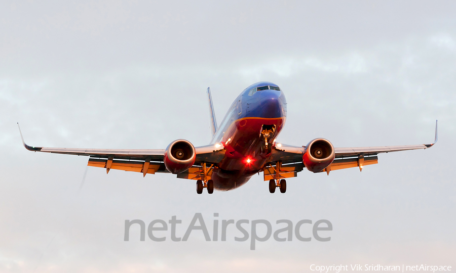 Southwest Airlines Boeing 737-3H4 (N***SW) | Photo 153579