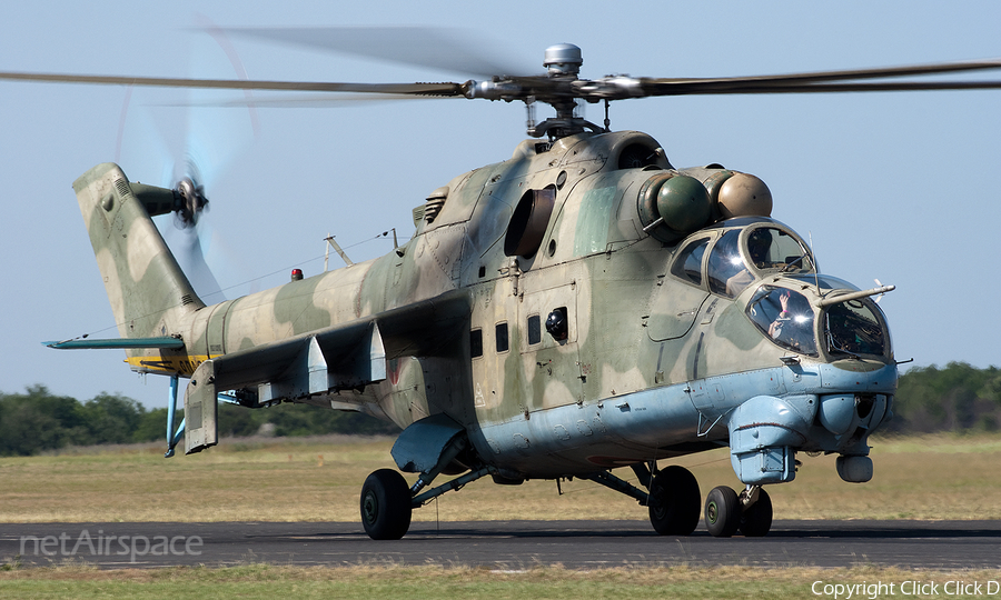 Cold War Air Museum Mil Mi-24D Hind-D (NX118NX) | Photo 4875