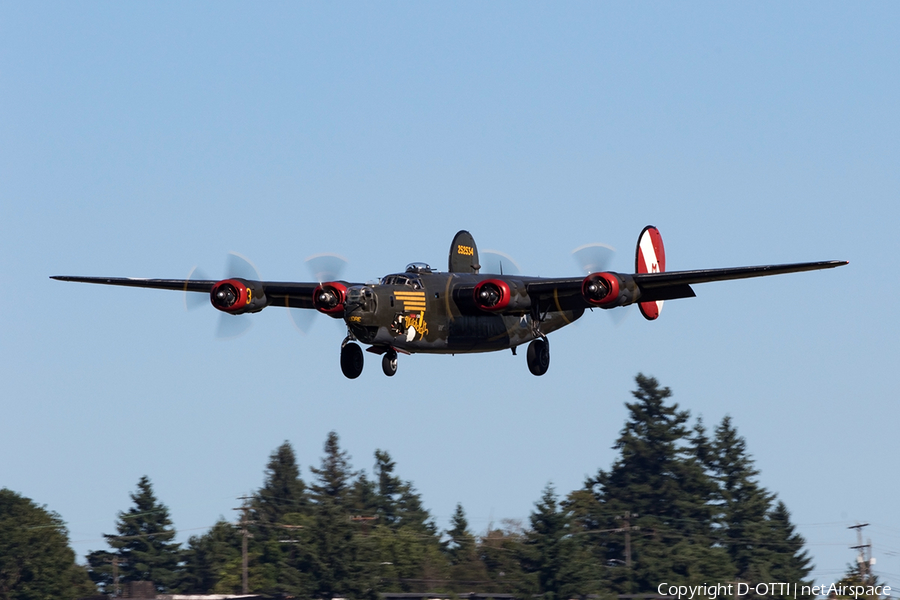 Collings Foundation Consolidated B-24J Liberator (NX224J) | Photo 179616