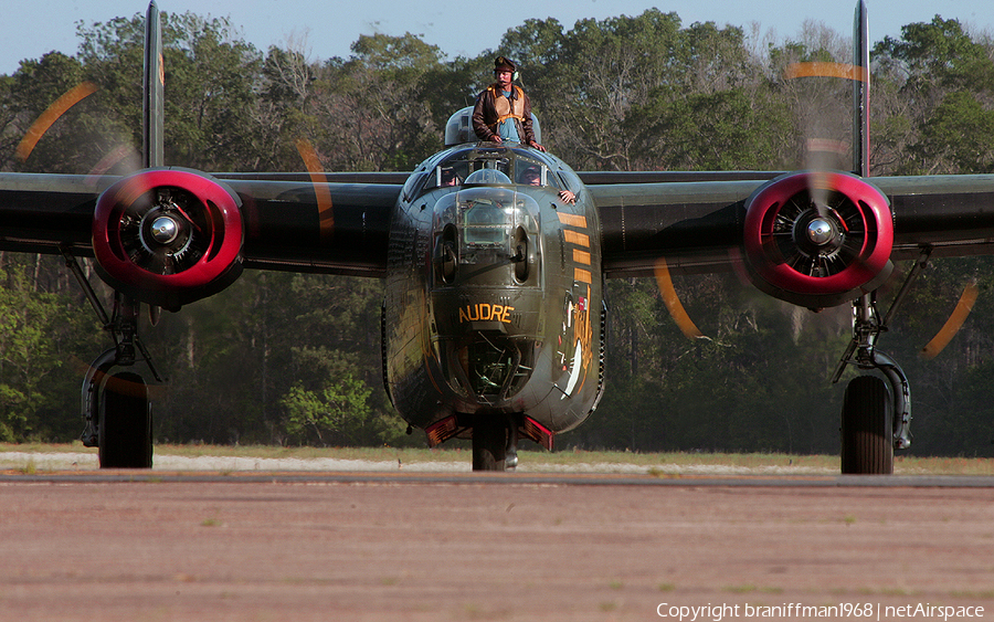 Collings Foundation Consolidated B-24J Liberator (NX224J) | Photo 51295