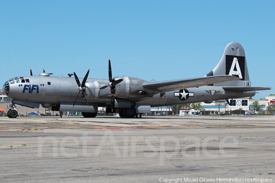 Commemorative Air Force Boeing B-29A Superfortress (NX529B) | Photo 77241