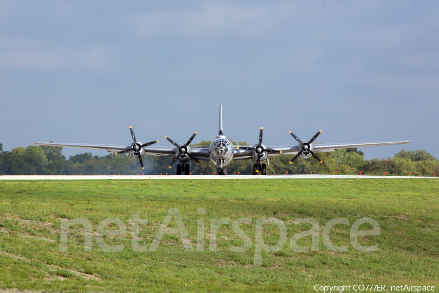 Commemorative Air Force Boeing B-29A Superfortress (NX529B) | Photo 32397