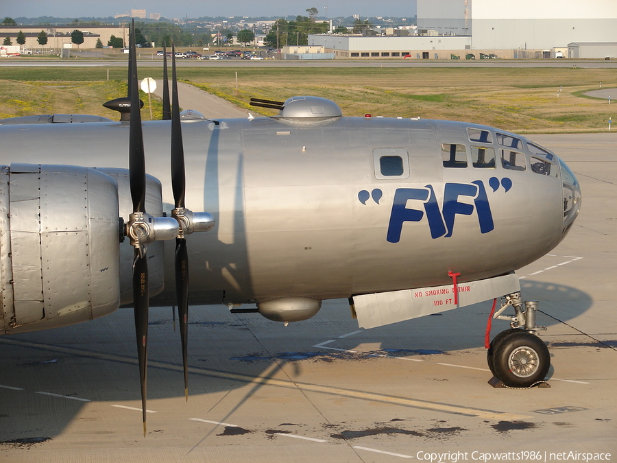 Commemorative Air Force Boeing B-29A Superfortress (NX529B) | Photo 548230