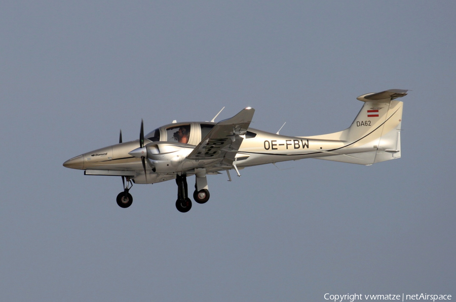 (Private) Diamond DA62 (OE-FBW) | Photo 125556