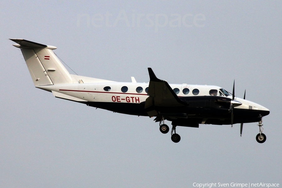 Air Independence Beech King Air 350 (OE-GTH) | Photo 536096