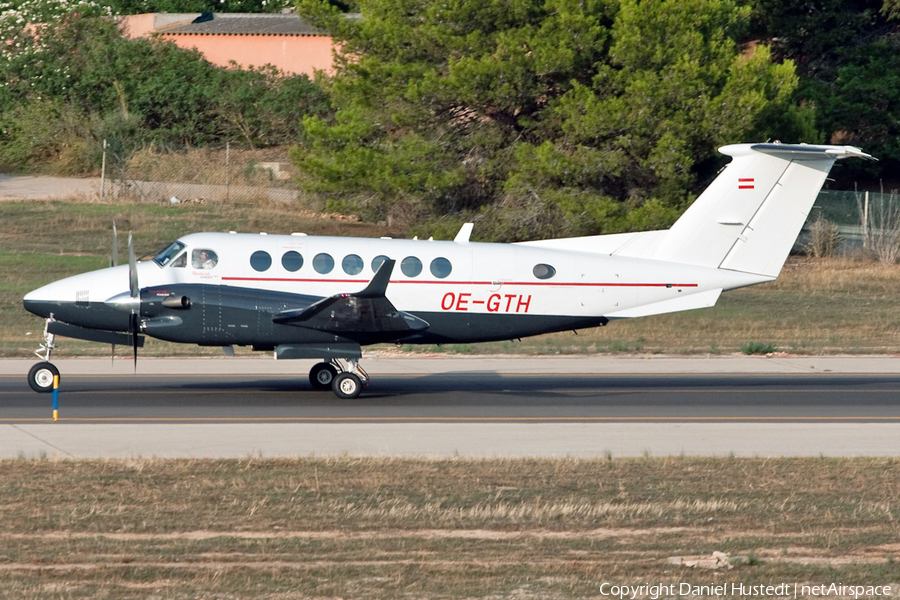 Air Independence Beech King Air 350 (OE-GTH) | Photo 619841