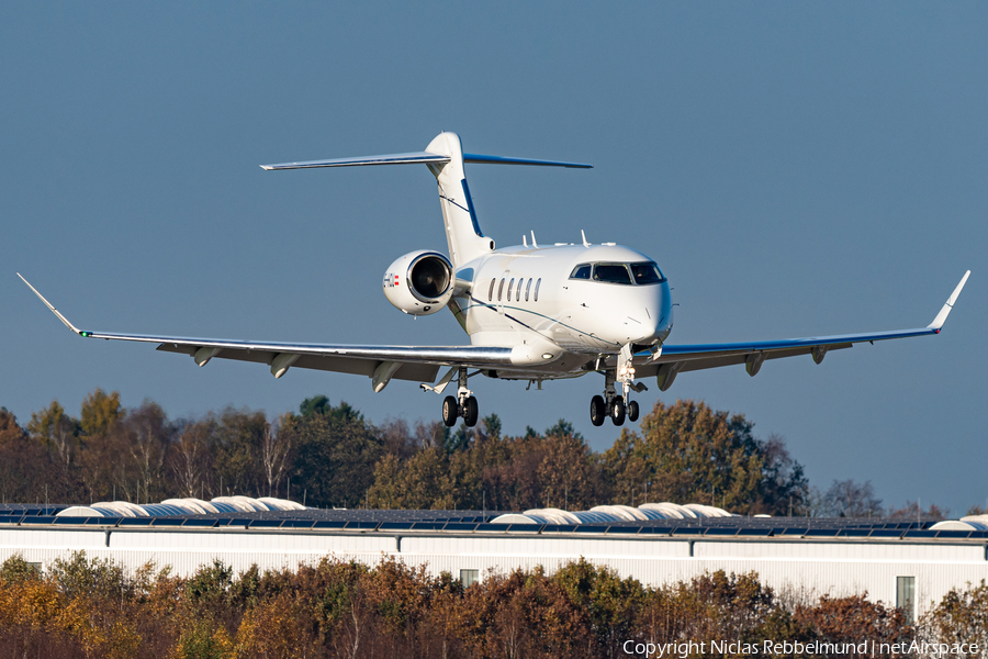 SPARFELL Luftfahrt Bombardier BD-100-1A10 Challenger 350 (OE-HCU) | Photo 479740