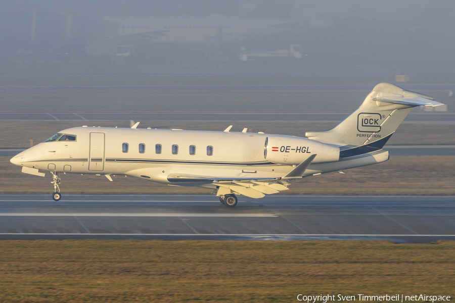 (Private) Bombardier BD-100-1A10 Challenger 300 (OE-HGL) | Photo 659752