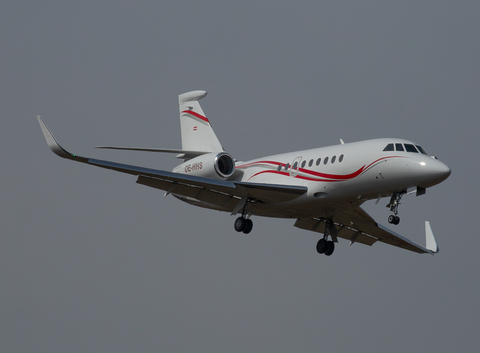 Skyside Dassault Falcon 2000LX (OE-HHS) at  Farnborough, United Kingdom