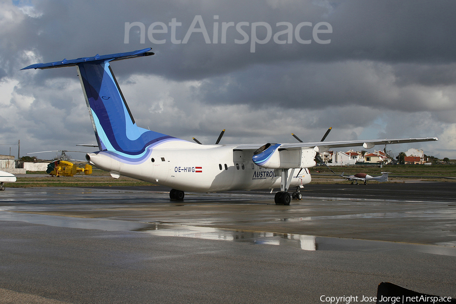 Austrojet de Havilland Canada DHC-8-102A (OE-HWG) | Photo 393546