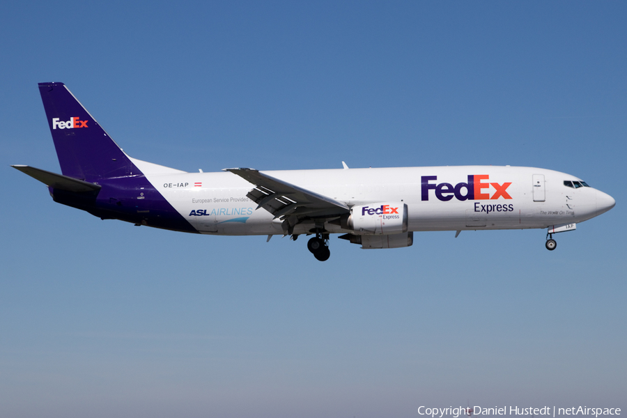 FedEx (ASL Airlines Belgium) Boeing 737-4M0(SF) (OE-IAP) | Photo 512051
