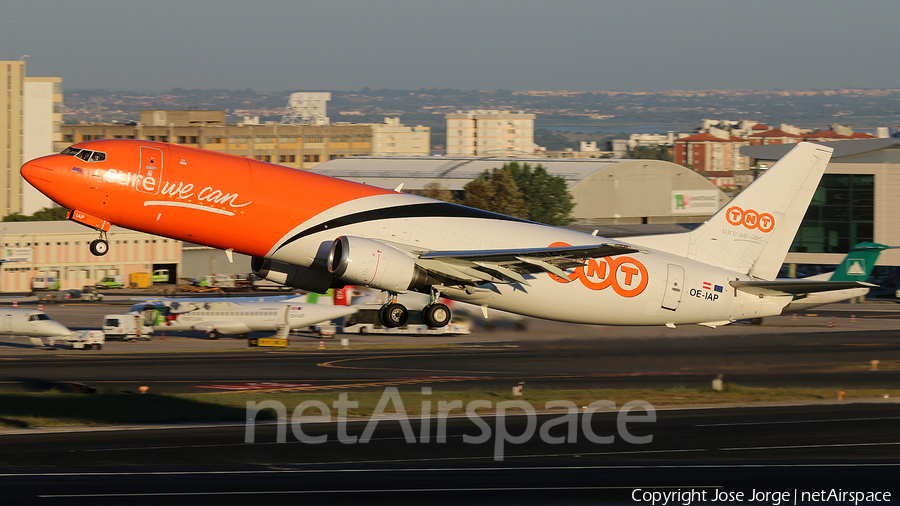 TNT Airways Boeing 737-4M0(SF) (OE-IAP) | Photo 666838