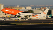 TNT Airways Boeing 737-4M0(SF) (OE-IAP) at  Lisbon - Portela, Portugal