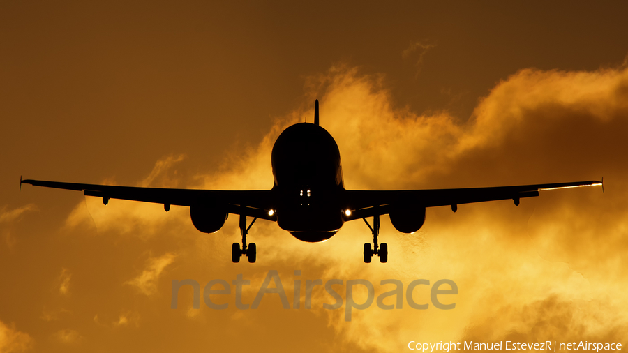 easyJet Europe Airbus A320-214 (OE-ICF) | Photo 353965
