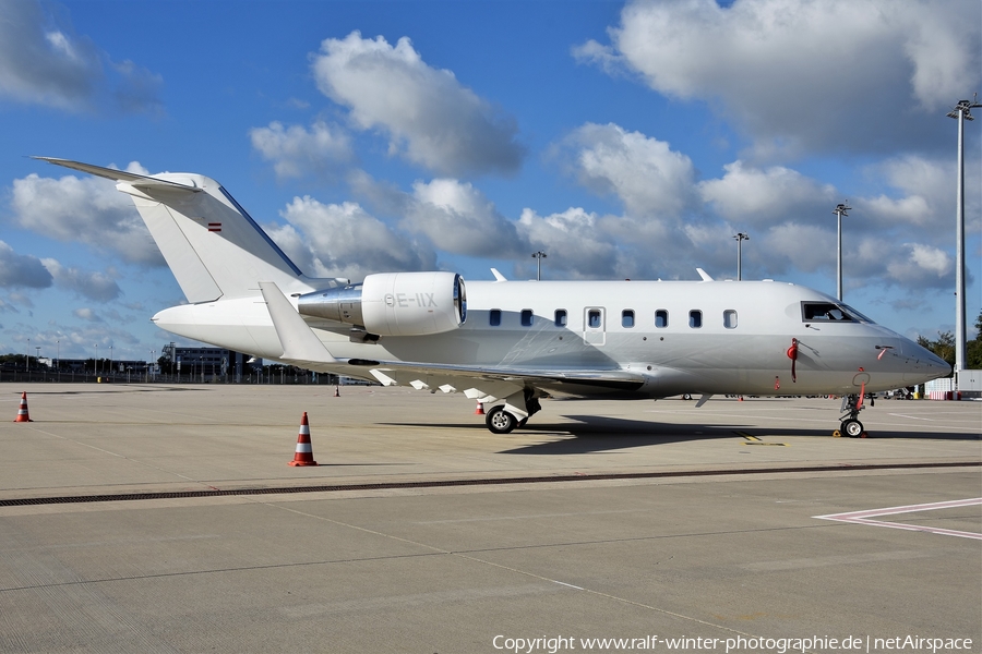 LaudaMotion Executive Bombardier CL-600-2B16 Challenger 605 (OE-IIX) | Photo 476744