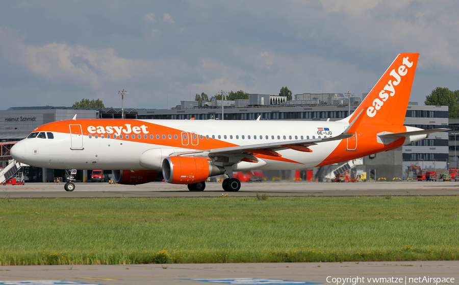 easyJet Europe Airbus A320-214 (OE-IJD) | Photo 393263