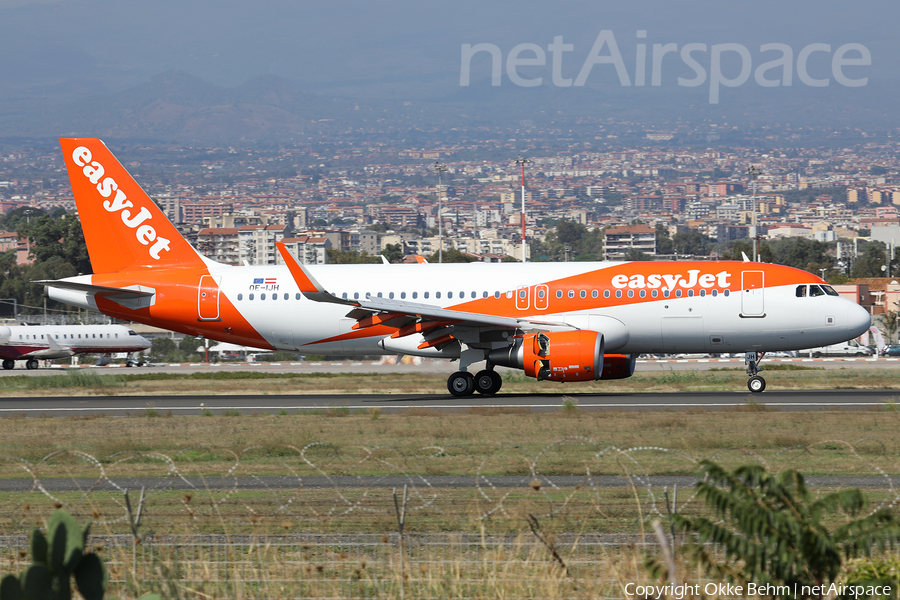 easyJet Europe Airbus A320-214 (OE-IJH) | Photo 475276