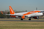 easyJet Europe Airbus A320-214 (OE-IJH) at  Hamburg - Fuhlsbuettel (Helmut Schmidt), Germany