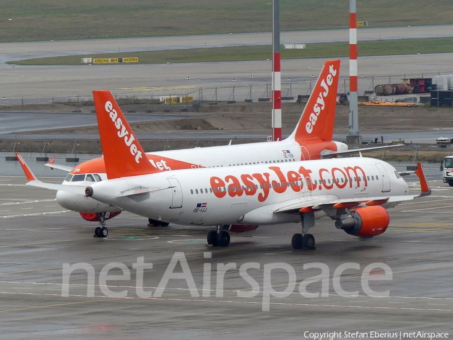 easyJet Europe Airbus A320-214 (OE-IJJ) | Photo 409368