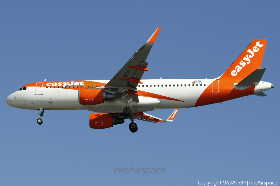 easyJet Europe Airbus A320-214 (OE-IJJ) | Photo 576466