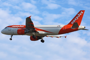 easyJet Europe Airbus A320-214 (OE-IJO) at  Barcelona - El Prat, Spain