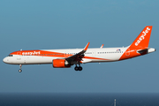 easyJet Europe Airbus A321-251NX (OE-ISD) at  Gran Canaria, Spain