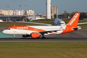 easyJet Europe Airbus A320-214 (OE-IVO) at  Lisbon - Portela, Portugal