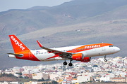 easyJet Europe Airbus A320-214 (OE-IVR) at  Gran Canaria, Spain