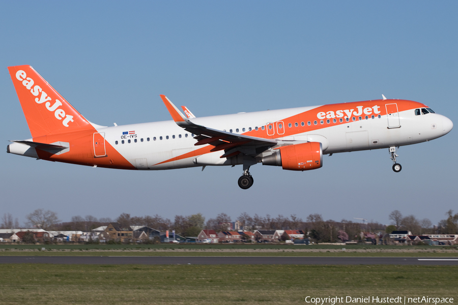 easyJet Europe Airbus A320-214 (OE-IVS) | Photo 513073
