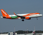 easyJet Europe Airbus A320-214 (OE-IVT) at  Milan - Malpensa, Italy