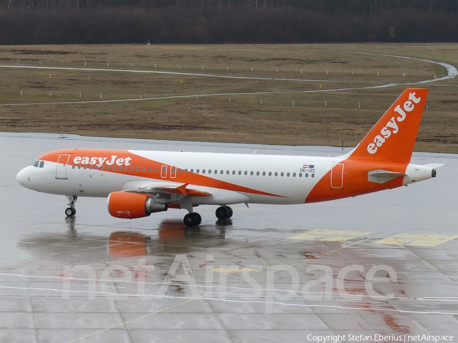 easyJet Europe Airbus A320-214 (OE-IZC) | Photo 293504