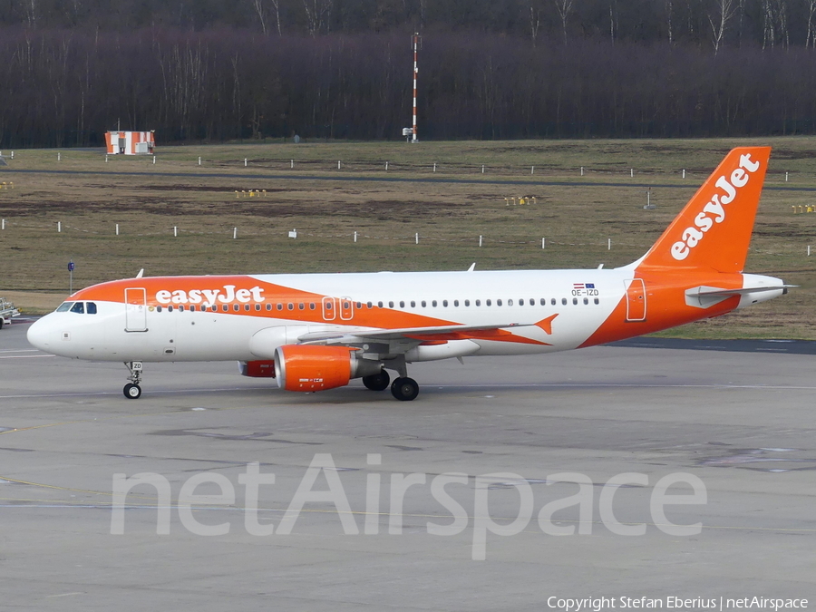 easyJet Europe Airbus A320-214 (OE-IZD) | Photo 374265