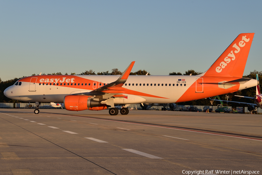 easyJet Europe Airbus A320-214 (OE-IZG) | Photo 306228