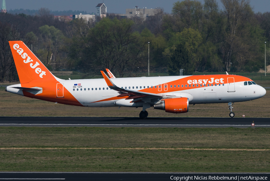 easyJet Europe Airbus A320-214 (OE-IZH) | Photo 313636
