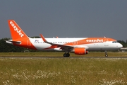 easyJet Europe Airbus A320-214 (OE-IZL) at  Hamburg - Fuhlsbuettel (Helmut Schmidt), Germany