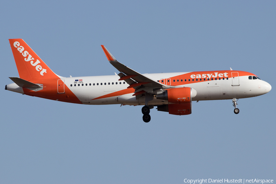 easyJet Europe Airbus A320-214 (OE-IZL) | Photo 537202