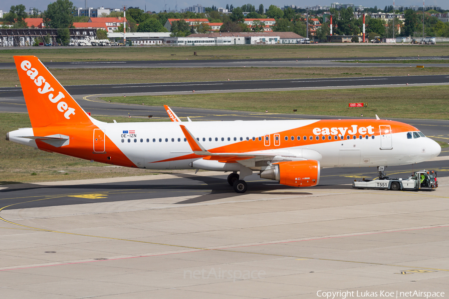 easyJet Europe Airbus A320-214 (OE-IZN) | Photo 317740