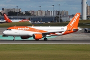 easyJet Europe Airbus A320-214 (OE-IZP) at  Lisbon - Portela, Portugal