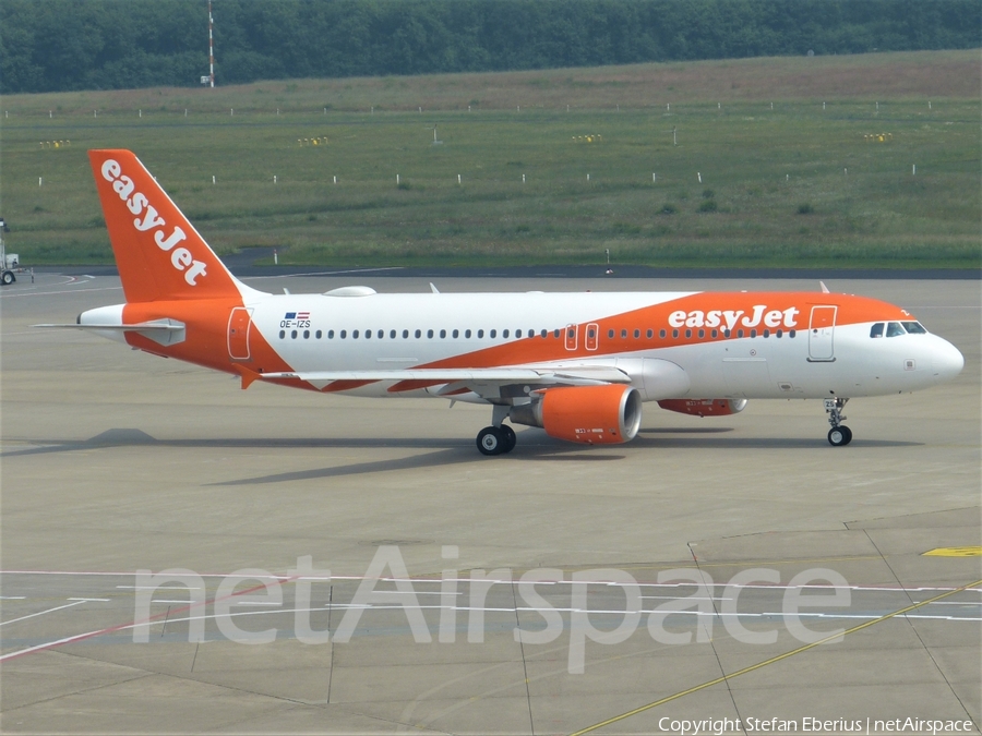 easyJet Europe Airbus A320-214 (OE-IZS) | Photo 247600