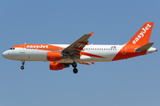 easyJet Europe Airbus A320-214 (OE-IZT) at  Barcelona - El Prat, Spain