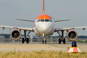 easyJet Europe Airbus A320-214 (OE-IZT) at  Berlin Brandenburg, Germany