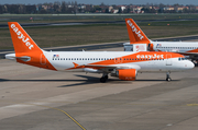 easyJet Europe Airbus A320-214 (OE-IZT) at  Berlin - Tegel, Germany