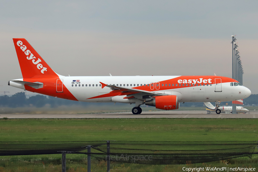 easyJet Europe Airbus A320-214 (OE-IZV) | Photo 466113