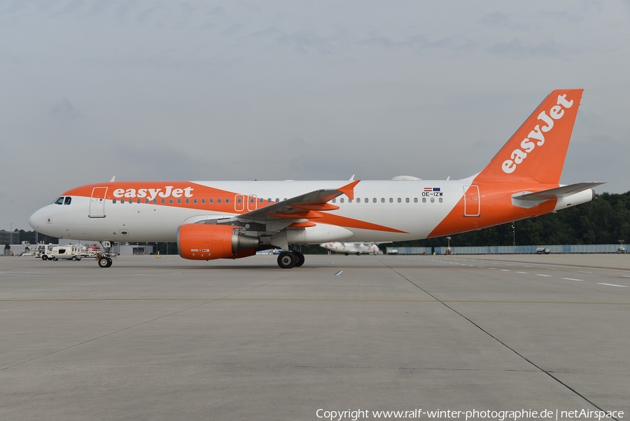 easyJet Europe Airbus A320-214 (OE-IZW) | Photo 360959