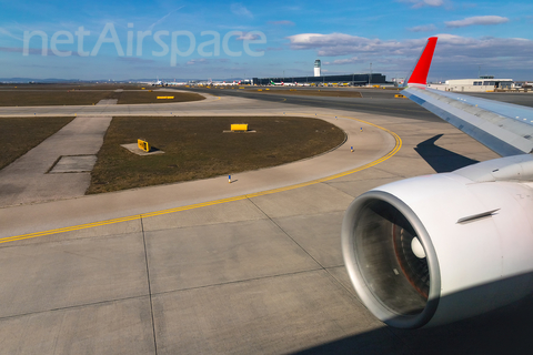 Austrian Airlines Boeing 767-3Z9(ER) (OE-LAE) at  Vienna - Schwechat, Austria