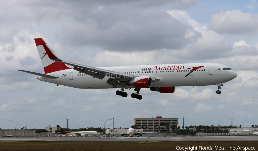 Austrian Airlines Boeing 767-31A(ER) (OE-LAT) | Photo 407373